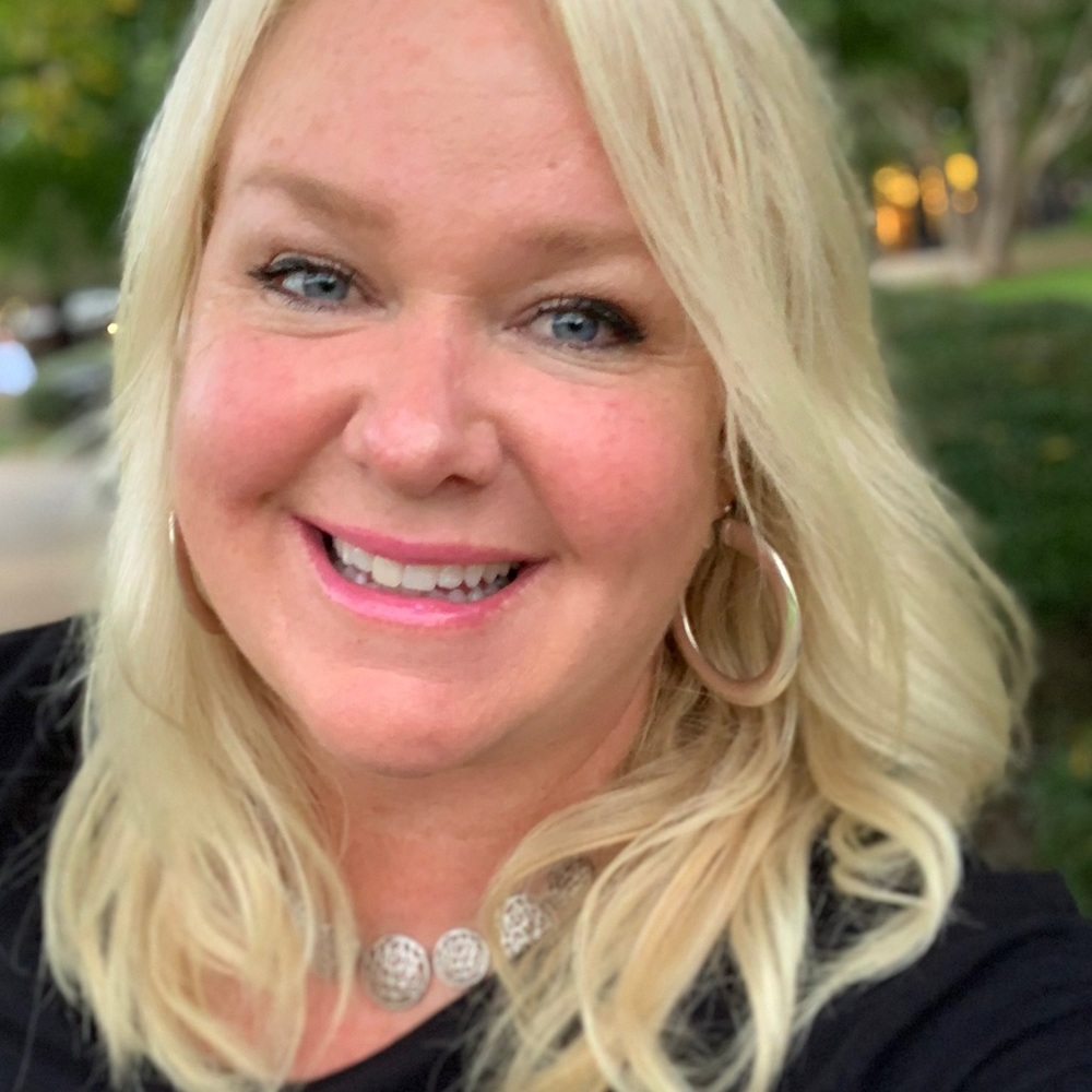 Meet your Posher, Angie
